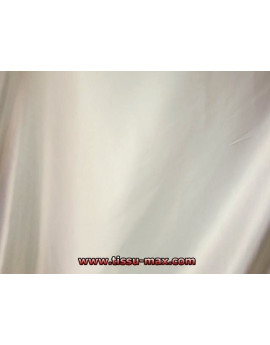 Tissu Satin blanc cassé 95 % polyester et  5% elastanne 