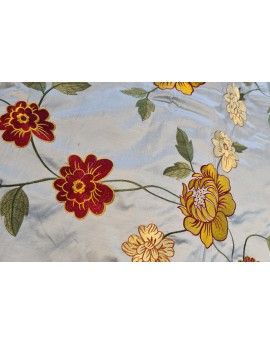 Soie sauvage brodée B